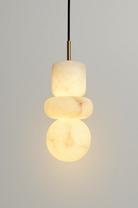 גוף תאורה שיש ספרדי